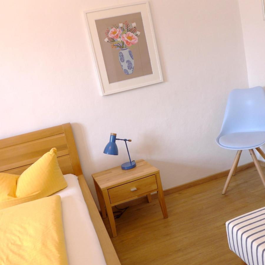 Pension Stoi Budget Guesthouse Innsbruck Esterno foto