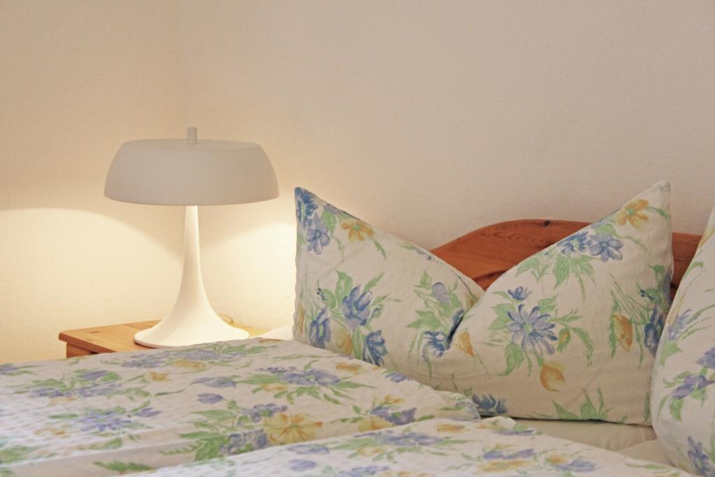 Pension Stoi Budget Guesthouse Innsbruck Esterno foto