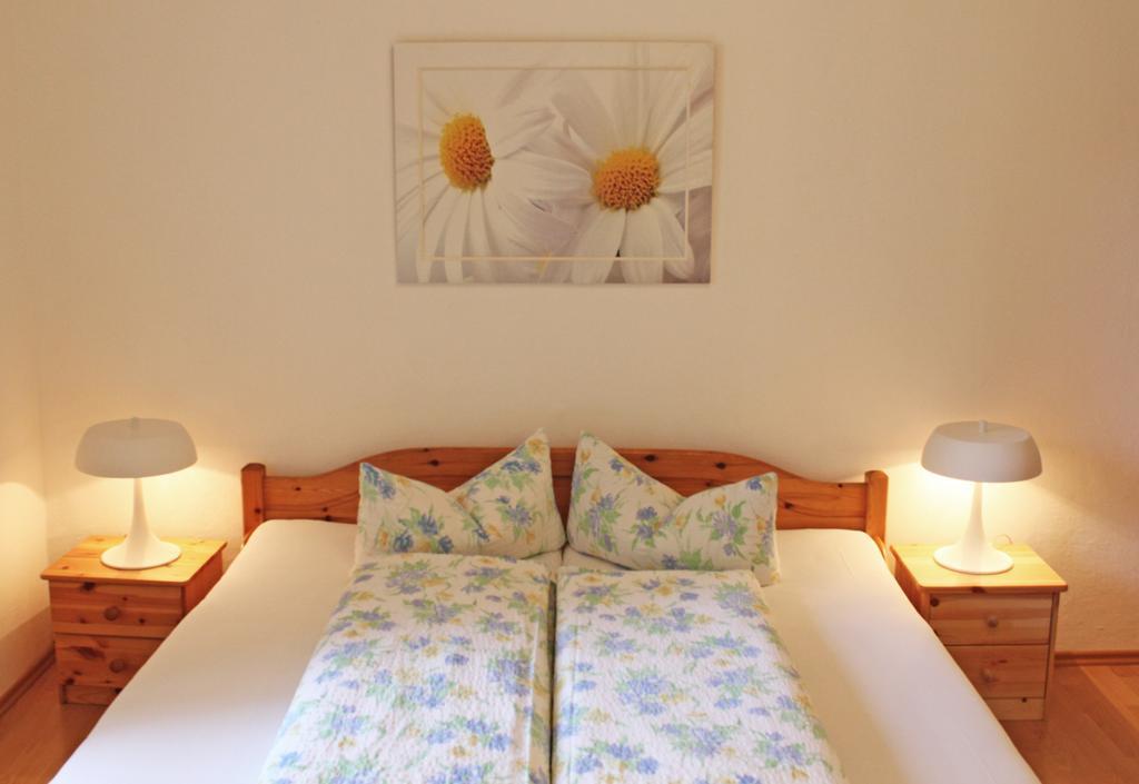 Pension Stoi Budget Guesthouse Innsbruck Esterno foto