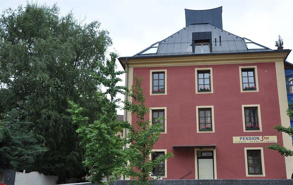 Pension Stoi Budget Guesthouse Innsbruck Esterno foto